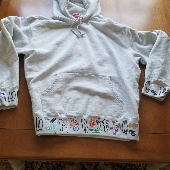 Supreme Hooded Sweatshirt with Custom lettering and Flowing! - Picture 1 of 5